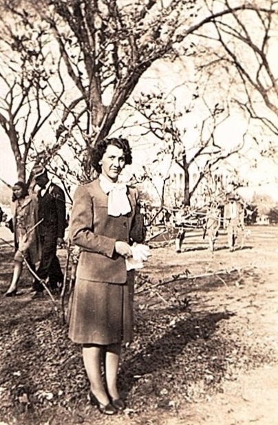Genevieve Mae (Ulmer) Young, 1946