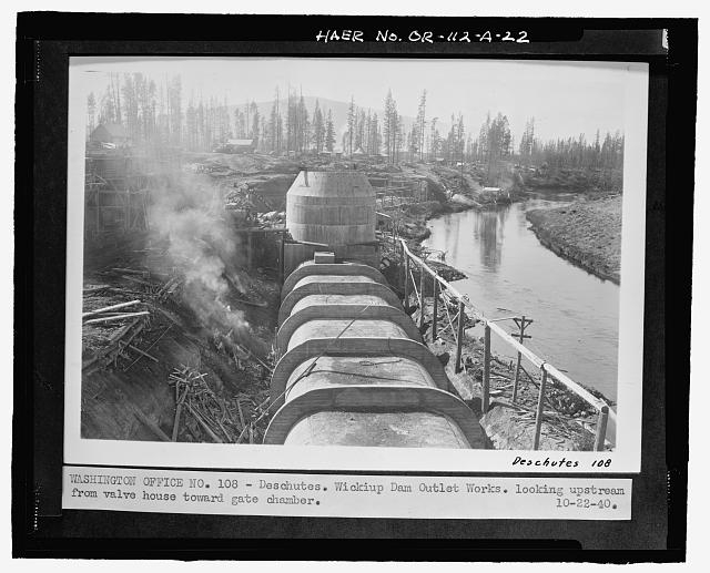 DESCHUTES. WICKIUP DAM OUTLET WORKS. LOOKING UPSTREAM...
