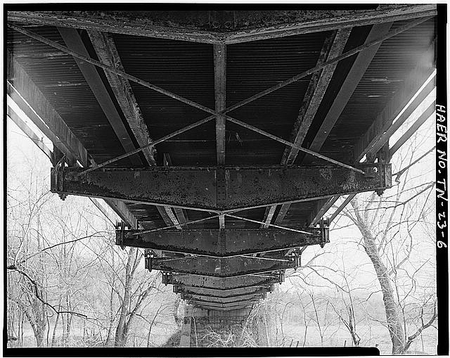 6. VIEW OF FLOOR BEAM ON WEST END, LOOKING EAST - Hobbs...