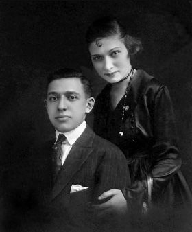 Harry and Anna (Siegel) Siskind, 1919