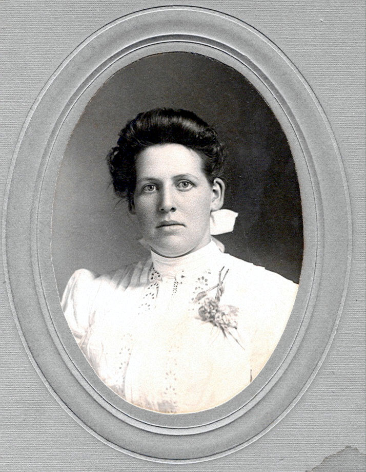 Elmira (Boston) Caverly 1880-1939