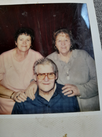 Beryl Robinson with her older brother Norman Coffin and younger sister Jean Porter
