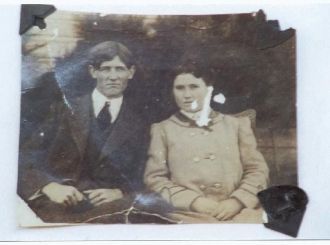 Algy and Percie Holloway Photo