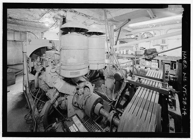 SECONDARY GENERAL MOTORS DIESEL ENGINE WITH CONNECTION TO...