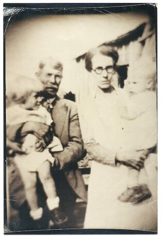 Granville Pippin Family, Kentucky 1935