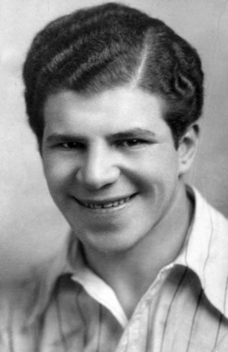 Lionel Stander as a young actor.