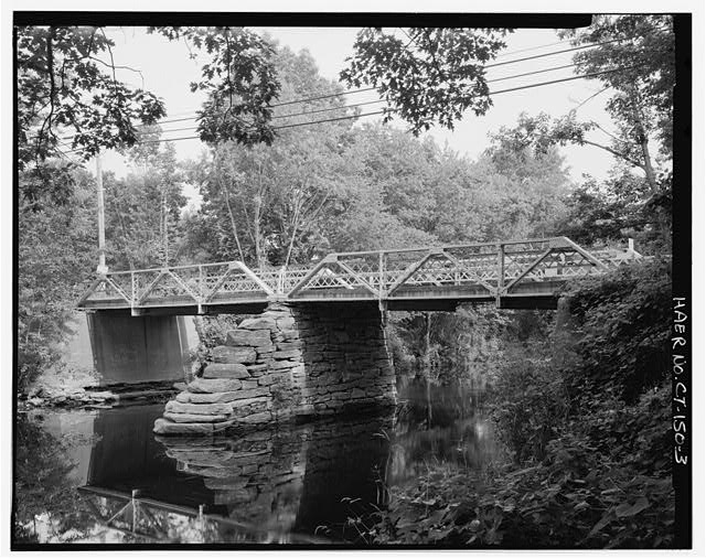 3. VIEW SOUTHEAST, NORTH ELEVATION - Perkins Corner...