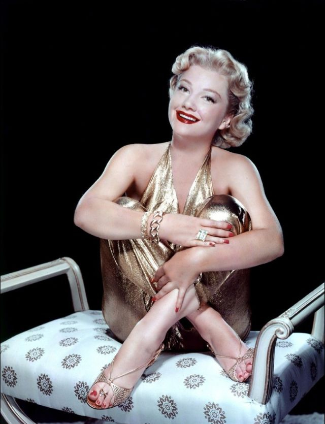 Anne Baxter 