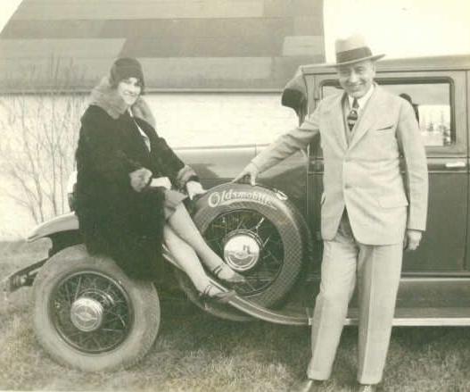Marie & Fred Johnson / Car