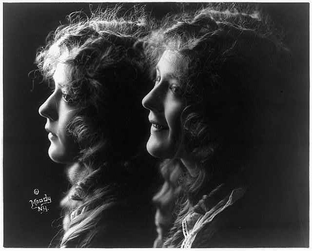 [Mary Pickford, 1893-, composite of 2 busts, facing left]