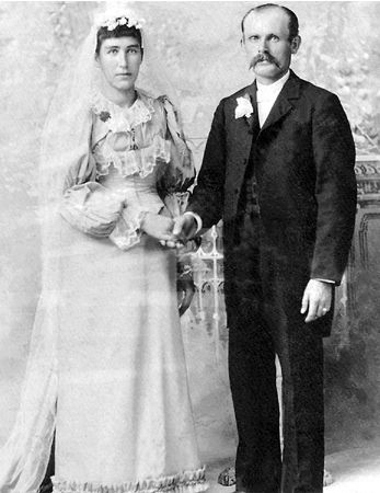John and Mathilda (Schmitz) Tombers, 1893