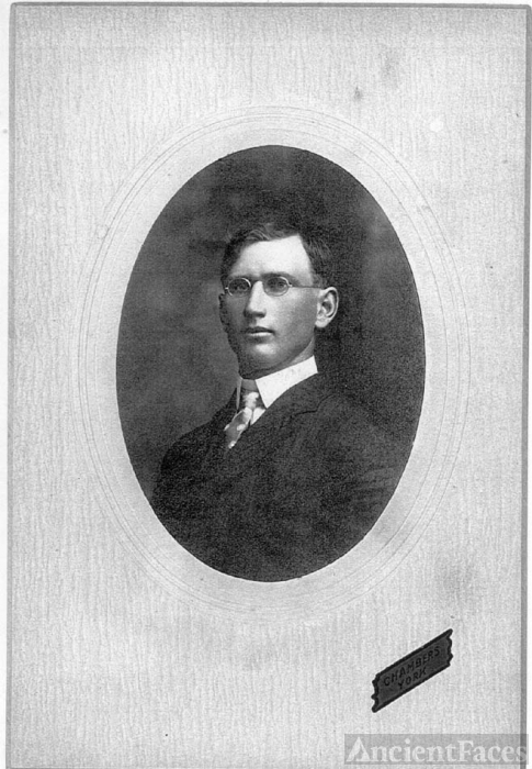 Henry H Pankratz