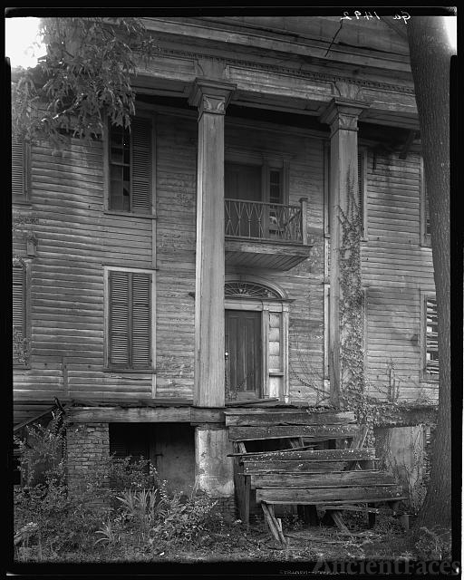 Ruined house, Penfield, Greene County,