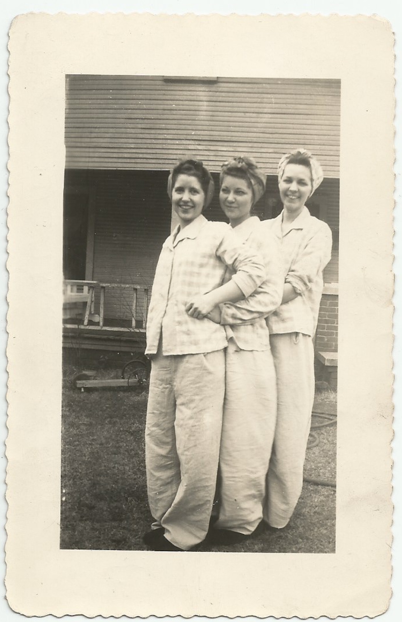 Edith, Myrtle, and Nancy 'Libby' Bryant