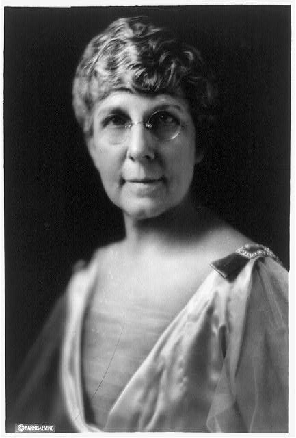 [Florence Kling Harding, head-and-shoulders portrait,...