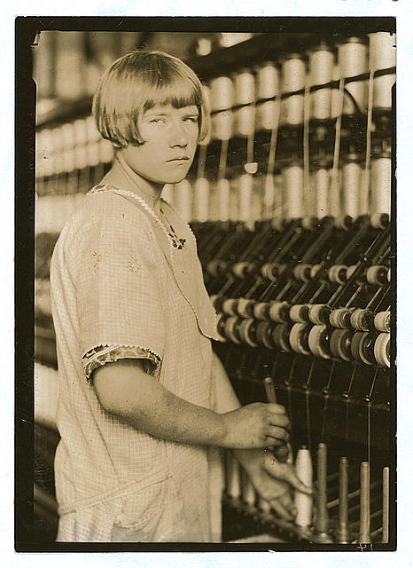 Cheney Silk Mills. Favorable working conditions....