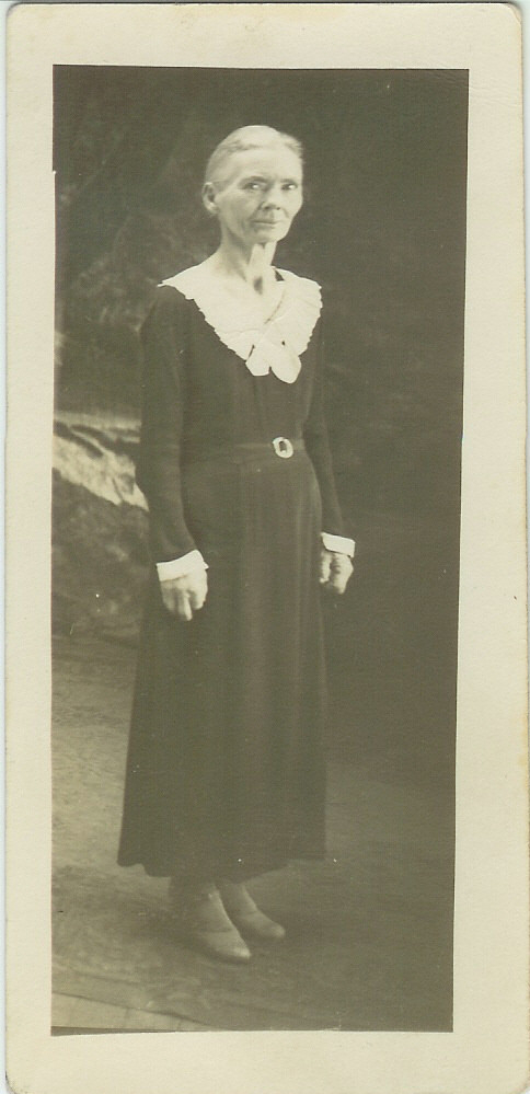 Julia B Hodges