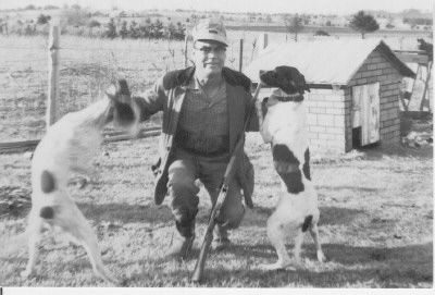 Leamon Delbert Coffman and dogs