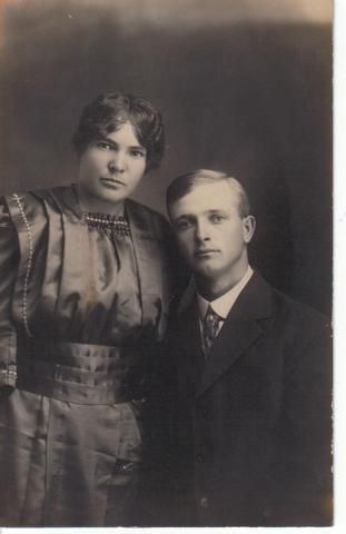 Elsie (Honey) and Edgar Allison, New Mexico 1919
