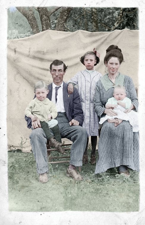 William & Hattie, 1912