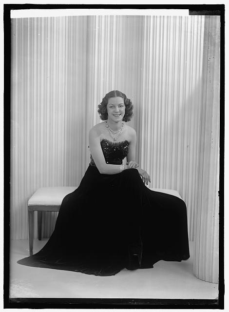 HENDERSON, ADRIANNE, MISS. PORTRAIT