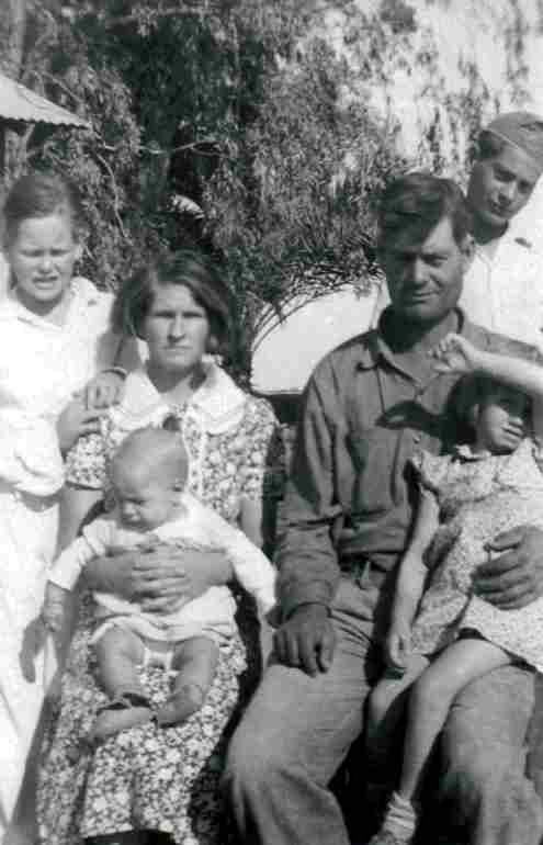 Freeman & Lillie Patchin with Family