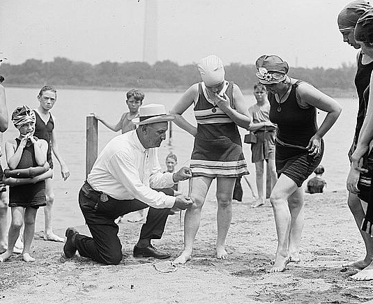 Measuring bathing suits, 1922