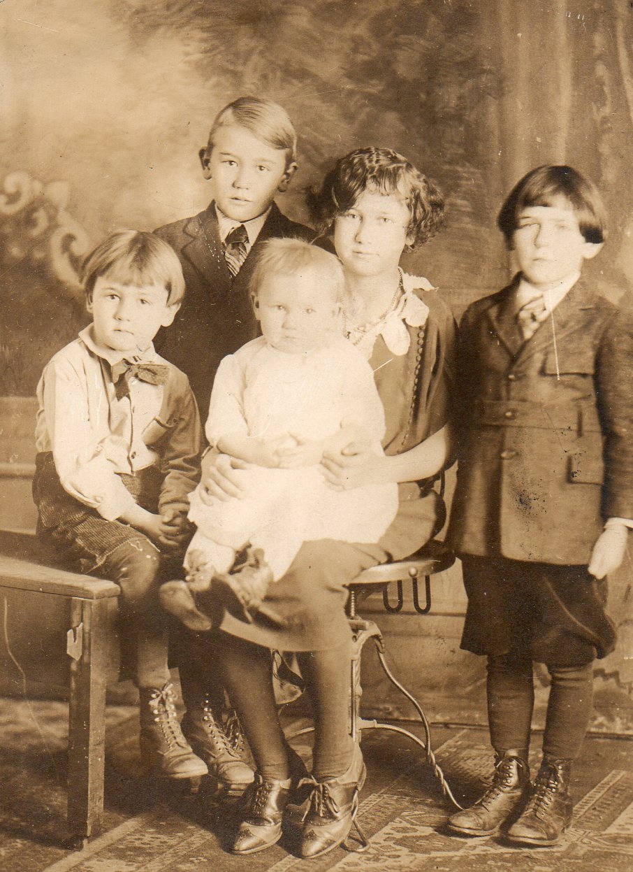Harry William Stoneburgh children
