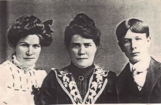 Betty & Elizabeth Guse, Ewald Gottleib, 1910