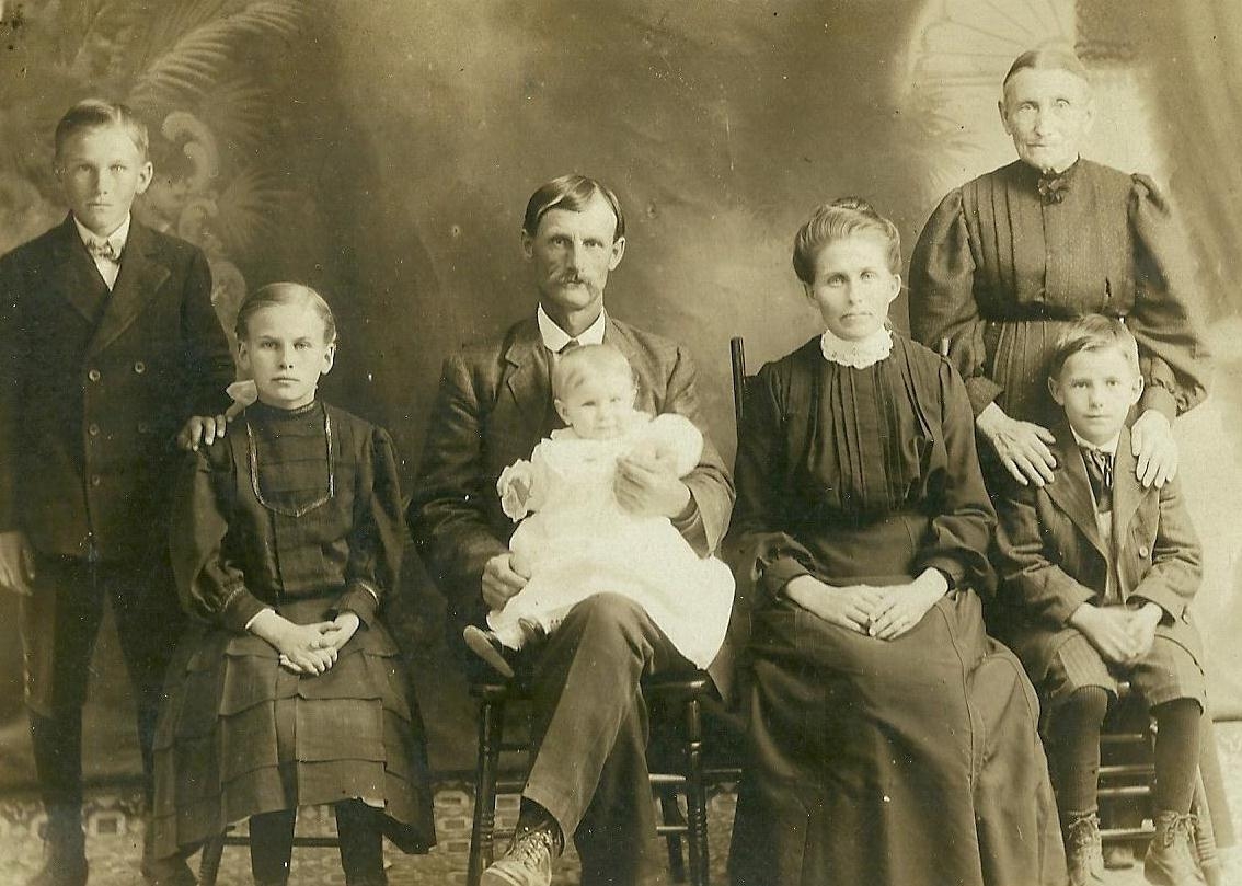 David Ayotte Family, Maine 1910