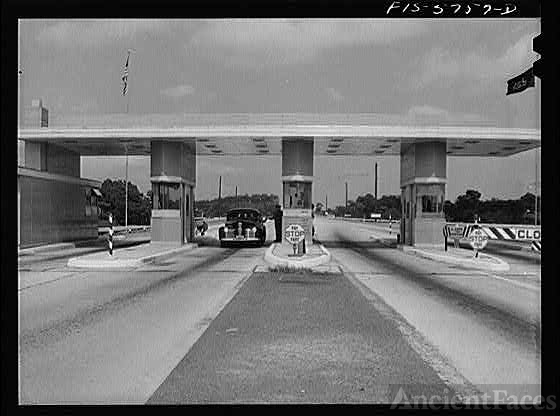 Pennsylvania Turnpike, Pennsylvania. Toll booths