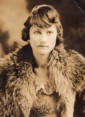 Mabel Vanderflute from Leon, Iowa