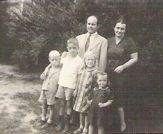Jay and Lucille Whittington and children