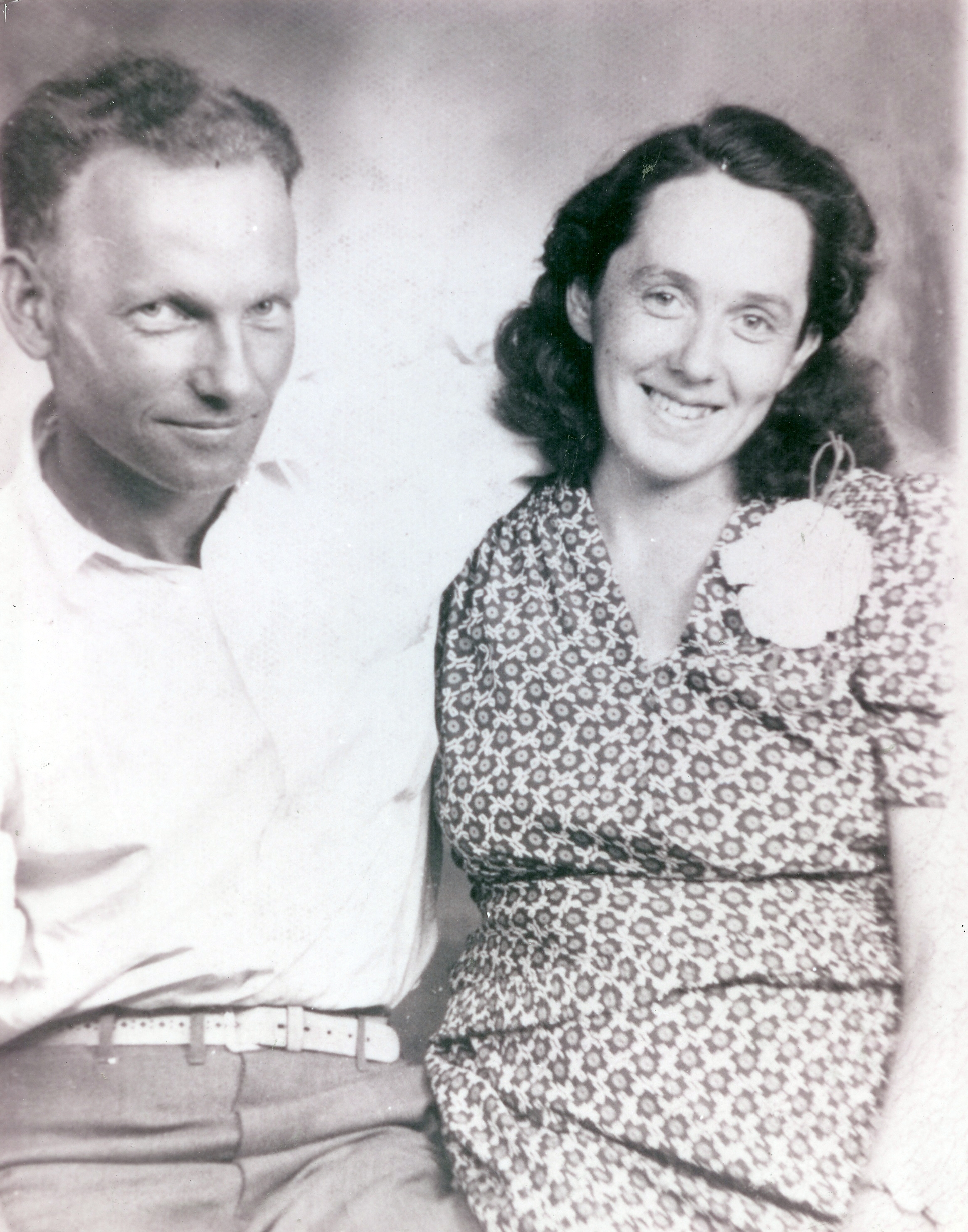 Jerry and Pearl Darnell circa 1942