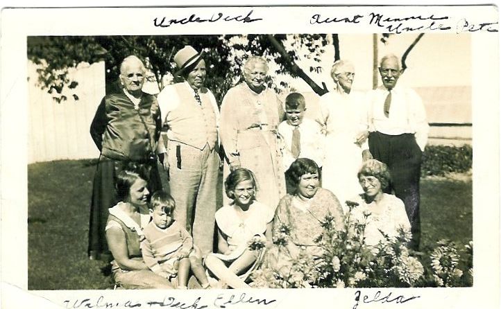 Erb & Lindsay Group Photo Abt 1929
