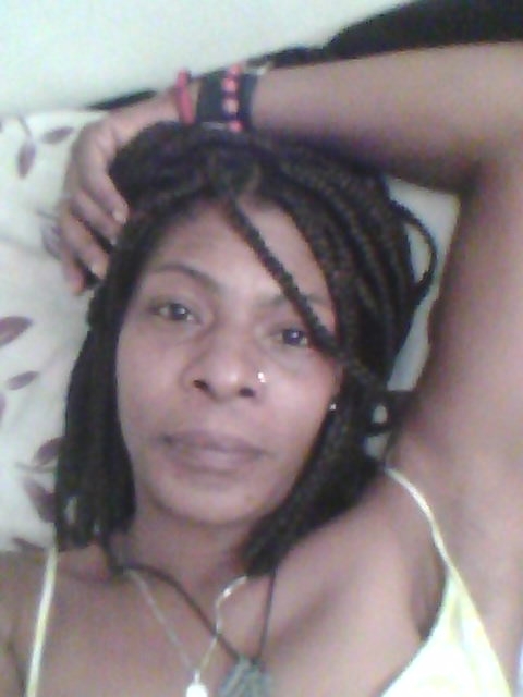 Jerry N Kinebrew relative
