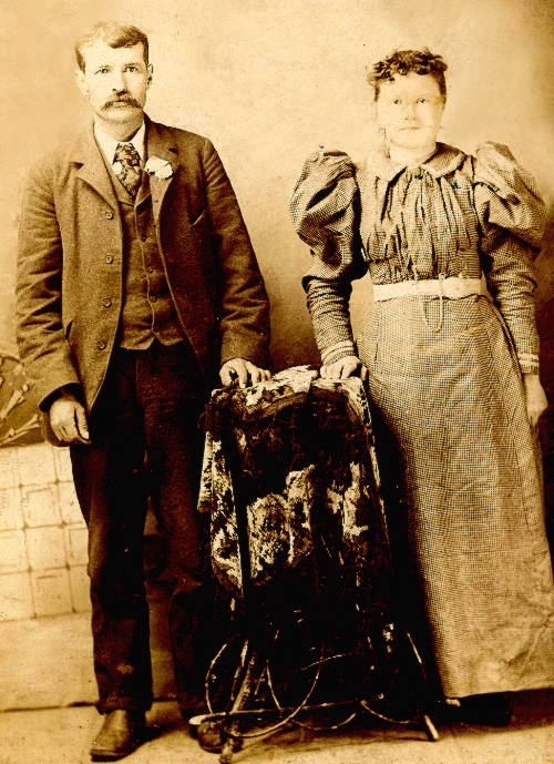 Benjamin Franklin and Clara Gertrude Morgan Hardiman, OK 1890's