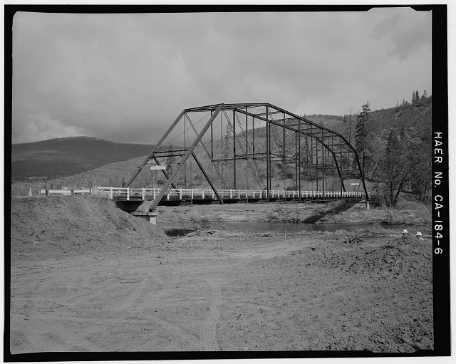 6. OBLIQUE VIEW OF WALKER BRIDGE AND SOUTHERN APPROACH;...