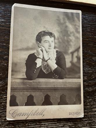 Woman unknown Campbell Detroit MI