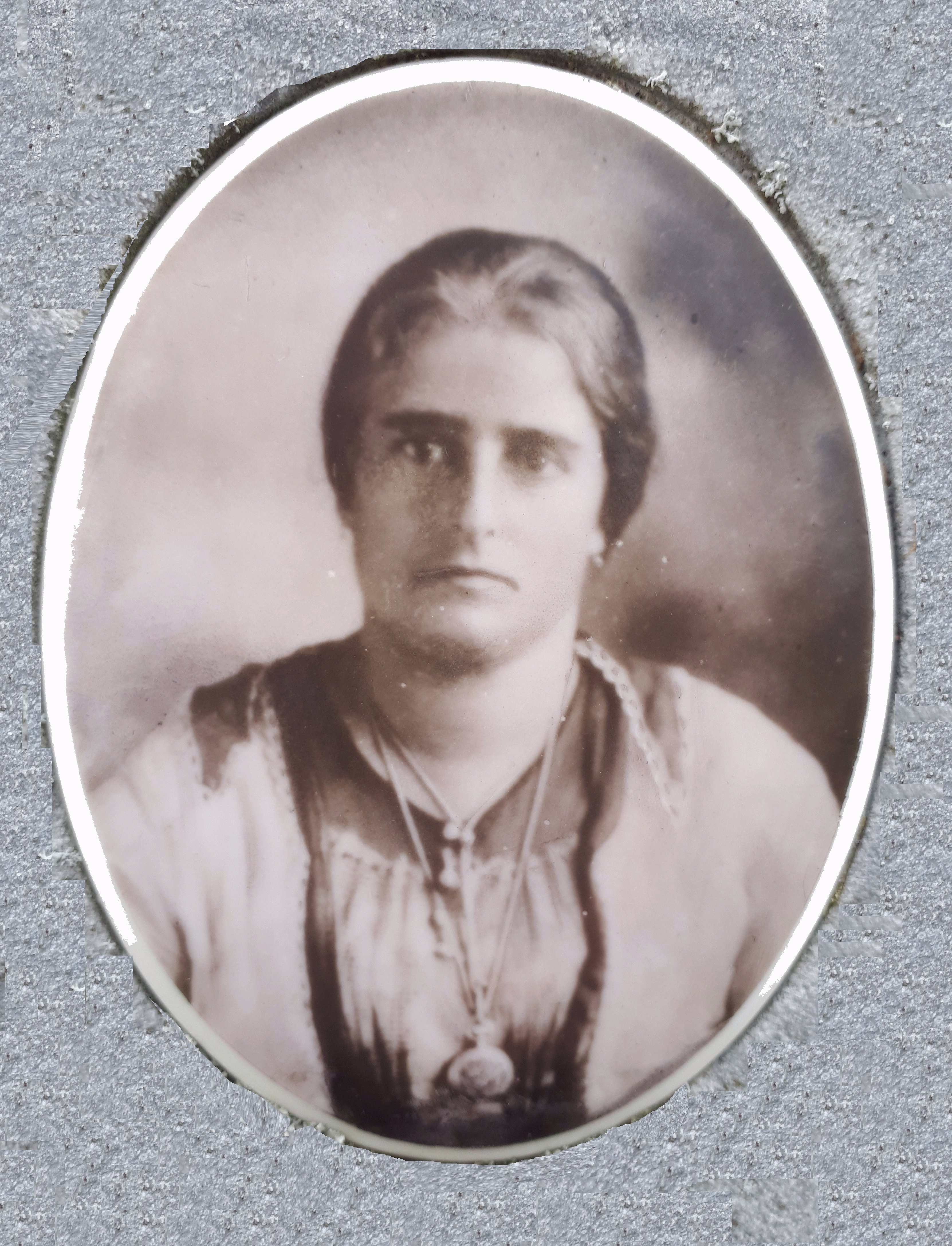 Lulu Saloom