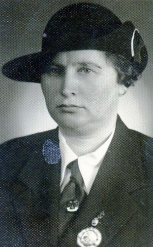 A photo of Jevdokia (Frolov) Luik 