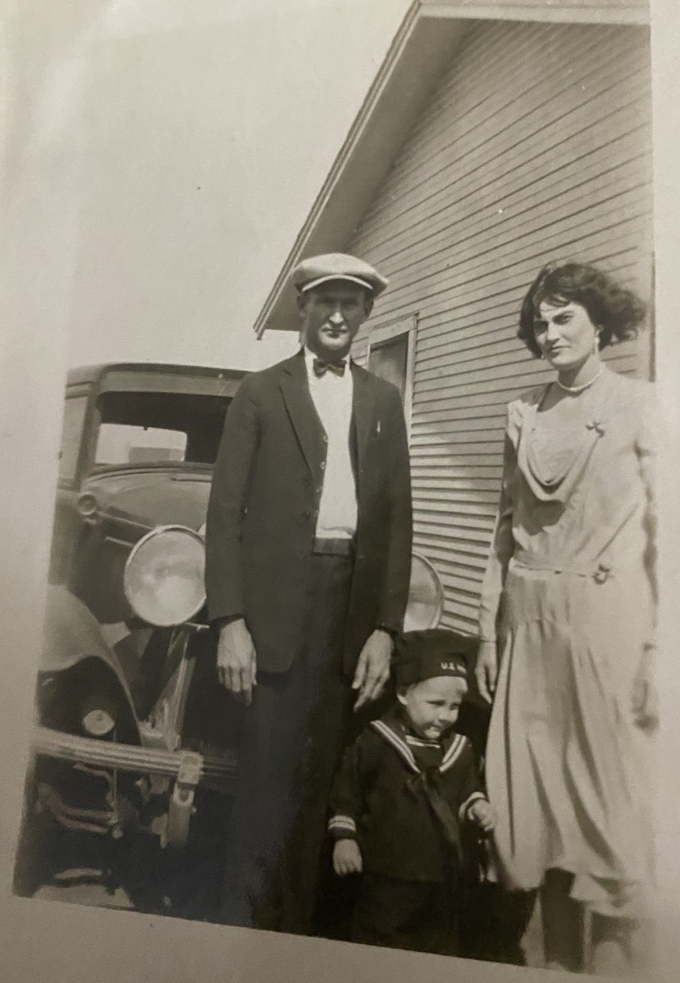 Howard Kirk Estelle and bill about 1930