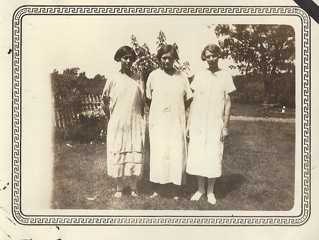 Grace, Betty, and Edith Foster, Missouri