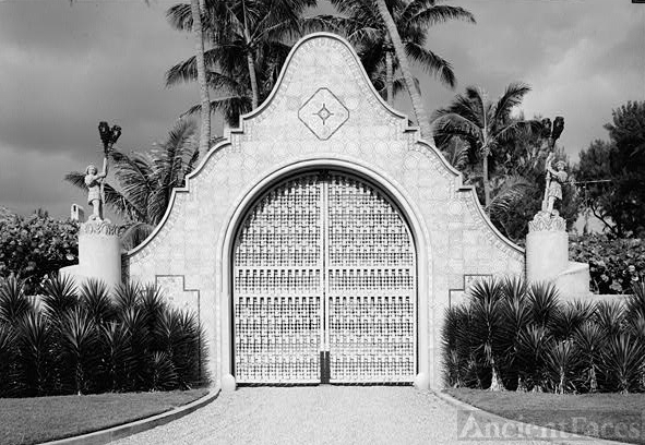 Mar-a-Lago Main Gate, Florida
