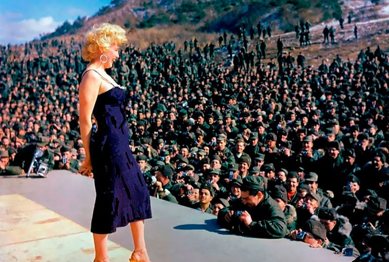 Marilyn Monroe interrupted her honeymoon with Joe DiMaggio in order to entertain the troops.