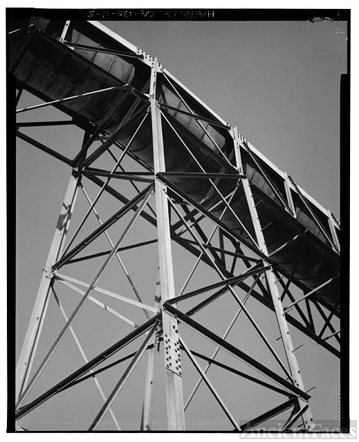 5. DETAIL, STRUCTURE AND UNDERSIDE OF FLUME. VIEW TO...