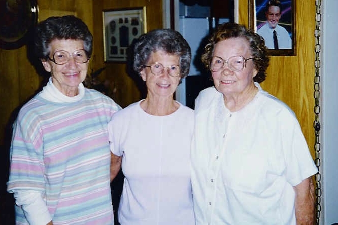Bonnie,Doris ,Elena Russell 
