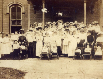 Babies Galore In Sullivan, Indiana 1901
