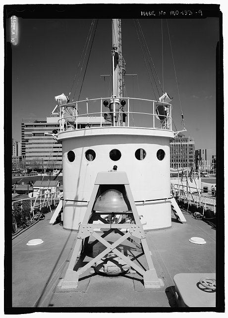 9. VIEW AFT OF FOREDECK AND PILOTHOUSE WITH SIGNAL BELL....