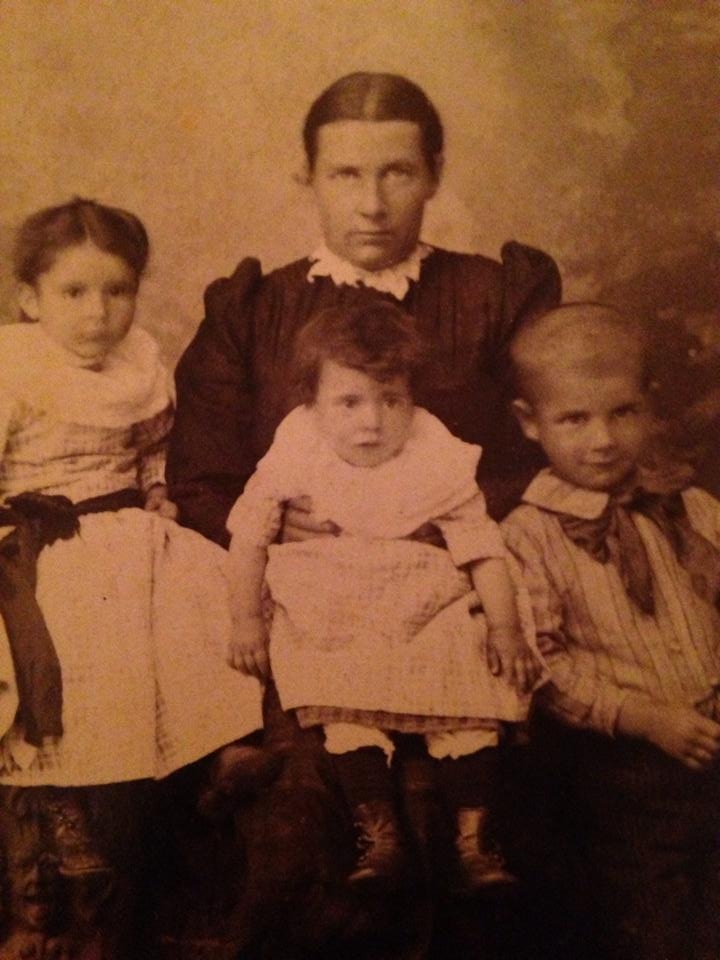Unknown Mason Family